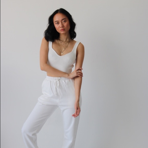 White Ribbed Cropped Tank Top - Picture 2 of 7